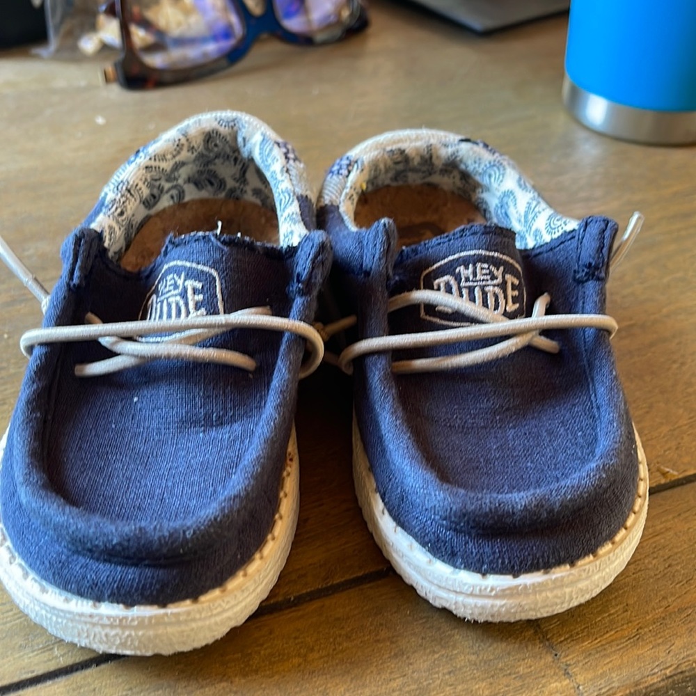 Toddler boy Hey Dude’s